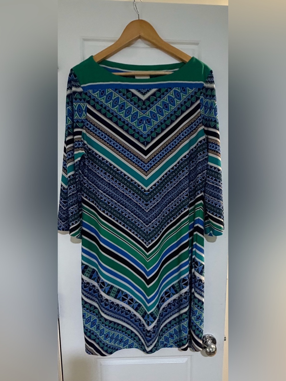 Beige by ECI Size 14 Green Blue Chevron Geometric 3/4 Sleeve Dress